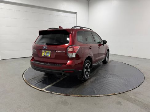 Used 2018 Subaru Forester 2.5i Premium w/ All-Weather Package image 30
