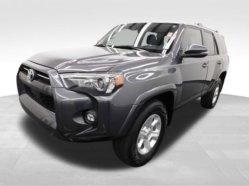 Used 2021 Toyota 4Runner SR5 Premium w/ Moonroof Package image 4