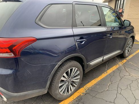 Used 2020 Mitsubishi Outlander SE AWD/4WD image 5