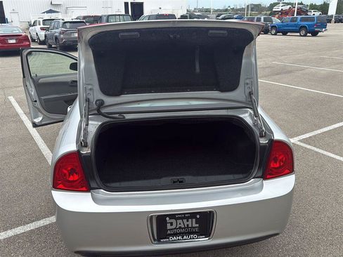 Used 2010 Chevrolet Malibu LS FWD image 20