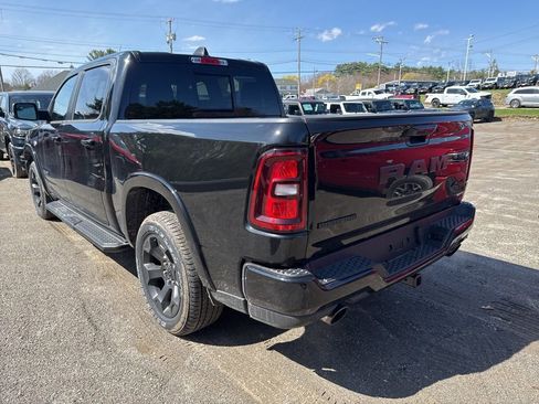 New 2026 RAM 1500 4x4 Crew Cab image 3