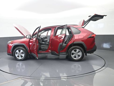 Used 2025 Toyota RAV4 XLE w/ Convenience Package FWD image 72