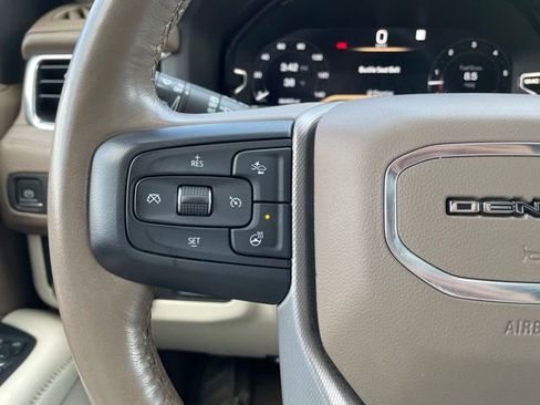 Used 2022 GMC Yukon XL Denali w/ Max Trailering Package AWD/4WD image 16