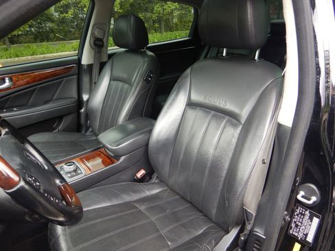 Used 2012 Hyundai Equus Signature RWD image 15