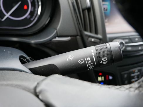 Used 2015 Buick Regal image 26