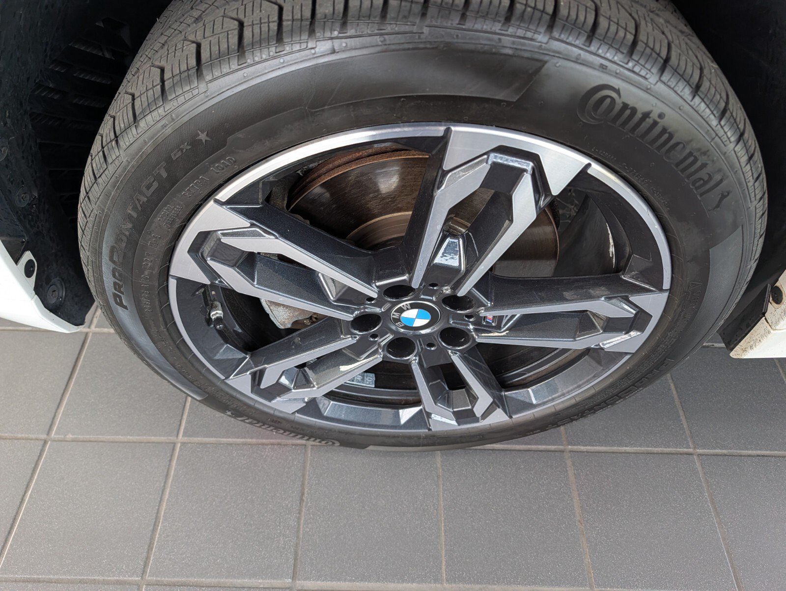 Used 2023 BMW X1 xDrive28i w/ Premium Package AWD/4WD image 9