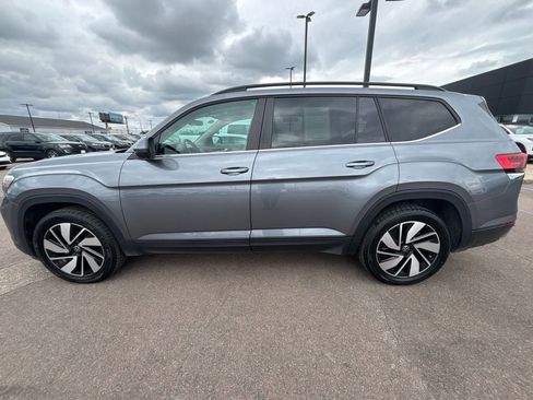 Used 2024 Volkswagen Atlas SE AWD/4WD image 8