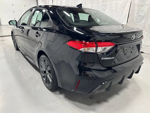 Used 2026 Toyota Corolla SE FWD image 5