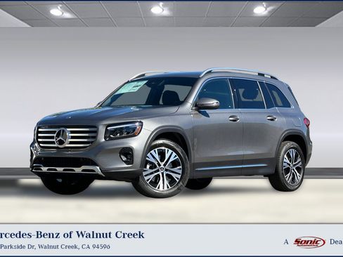 Used 2026 Mercedes-Benz GLB 250 image 1