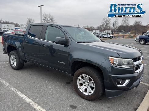 Used 2017 Chevrolet Colorado LT w/ LT Convenience Package image 1