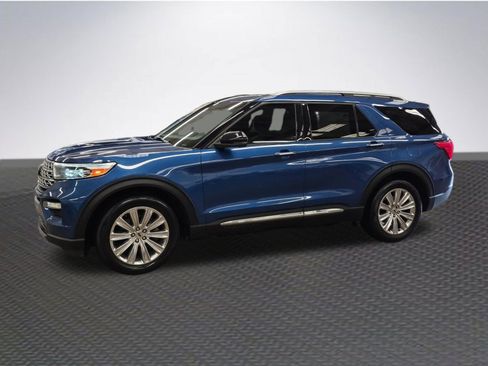Used 2020 Ford Explorer Limited RWD image 2