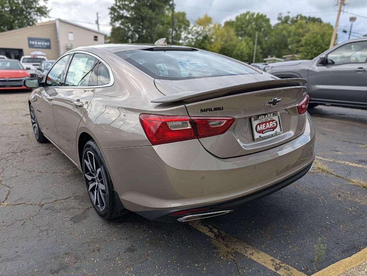 Used 2025 Chevrolet Malibu RS FWD image 8