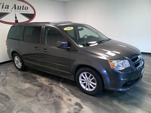 Used 2016 Dodge Grand Caravan SXT w/ Rear Park Assist Package image 2