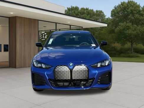 New 2026 BMW i4 eDrive40 w/ M Sport Package RWD image 4