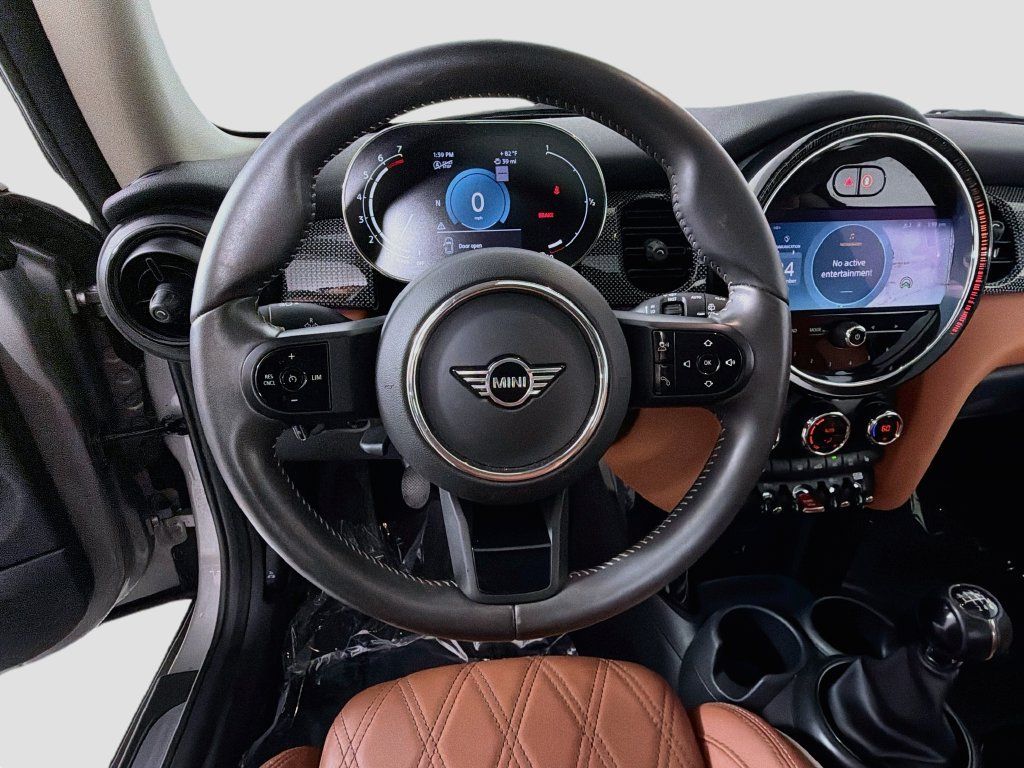 Used 2024 MINI Cooper S w/ Signature Upholstery Package FWD image 11