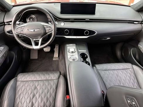 Used 2025 Genesis GV70 3.5T Sport w/ Sport Advanced Package AWD/4WD image 20