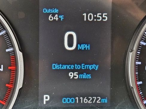 Used 2020 Toyota RAV4 LE image 17