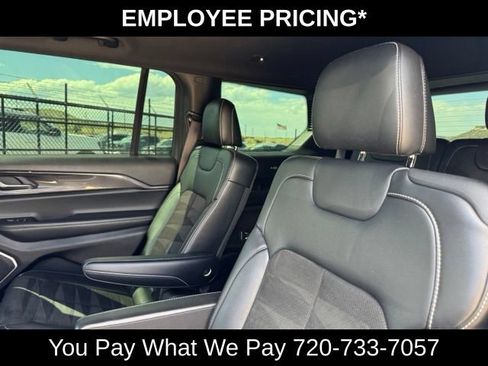 Used 2021 Jeep Grand Cherokee L Laredo AWD/4WD image 17