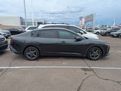 Used 2025 Kia K4 FWD image 3