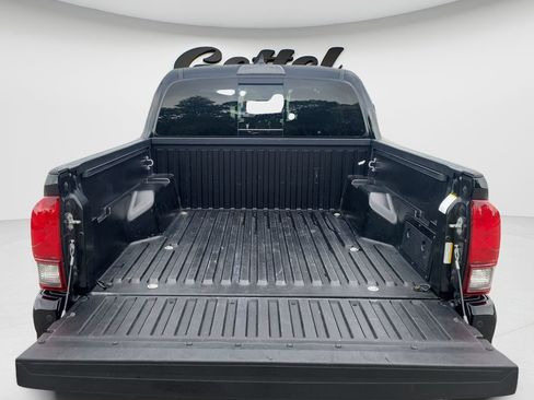 Certified 2023 Toyota Tacoma SR5 AWD/4WD image 9