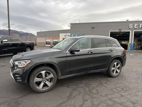 Used 2022 Mercedes-Benz GLC 300 4MATIC image 24