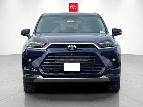 New 2026 Toyota Grand Highlander Limited image 7