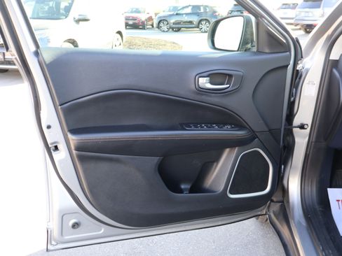 Used 2021 Jeep Compass Limited image 24