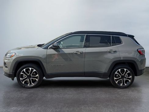 Used 2023 Jeep Compass Limited AWD/4WD image 8