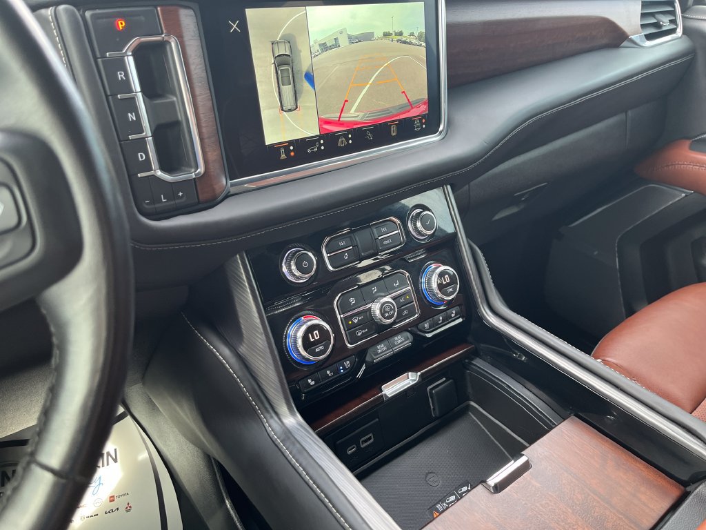 Used 2023 GMC Yukon Denali Ultimate AWD/4WD image 20