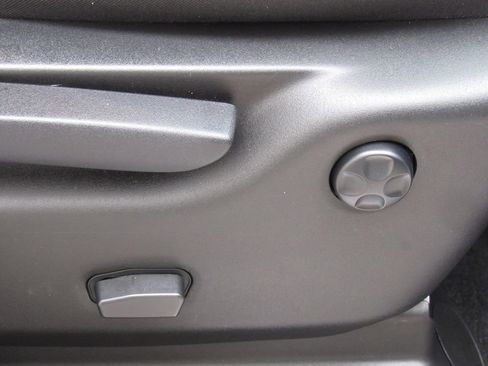 Used 2022 Dodge Durango GT image 22