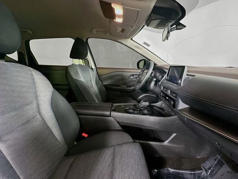 Certified 2023 Nissan Rogue SV FWD image 27