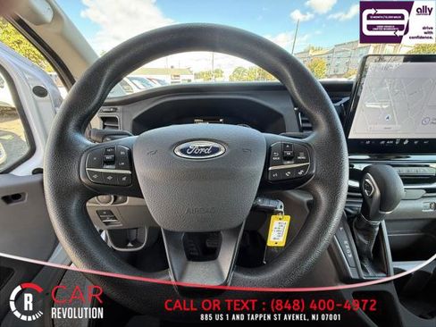 Used 2023 Ford Transit 350 XLT image 18