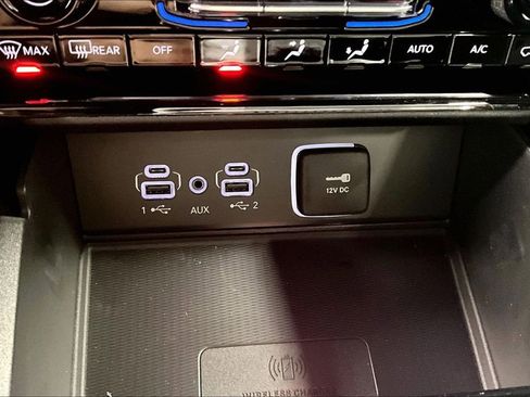 New 2025 Jeep Grand Cherokee Laredo X w/ Luxury Tech Group I image 30