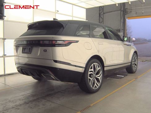 Used 2020 Land Rover Range Rover Velar R-Dynamic S image 5