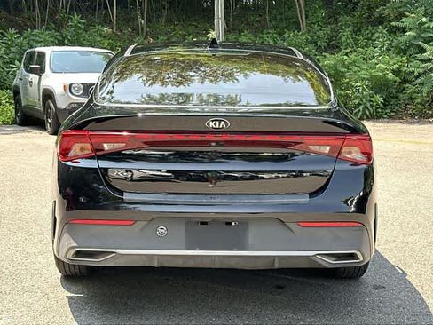 Used 2021 Kia K5 LX FWD image 4