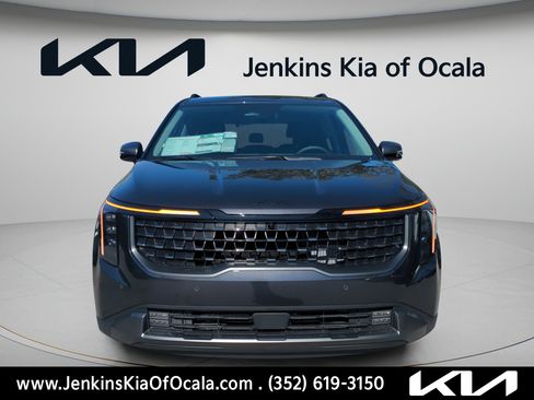 New 2026 Kia Carnival SX w/ SX Dark Edition Package FWD image 8