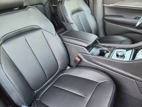 New 2025 Jeep Grand Cherokee Limited image 10