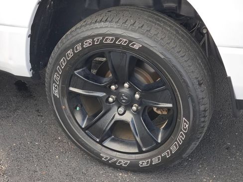 Used 2023 RAM 1500 Big Horn AWD/4WD image 17
