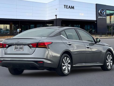 Used 2023 Nissan Altima 2.5 S image 4