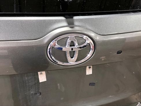 Used 2018 Toyota Highlander Limited Platinum w/ Carpet Mat Package (TMS) image 31