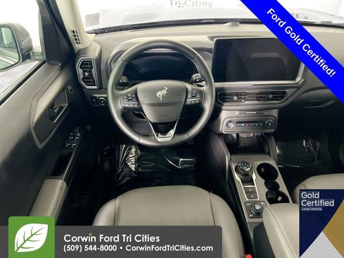 Used 2025 Ford Bronco Sport Badlands image 25