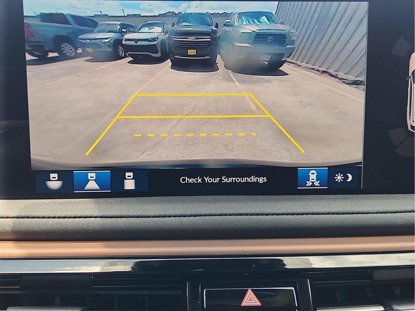 Used 2025 Acura MDX w/ Technology Package FWD image 15