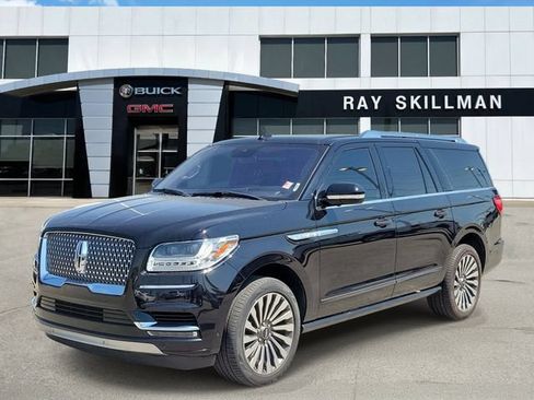 Used 2019 Lincoln Navigator L Reserve AWD/4WD image 3