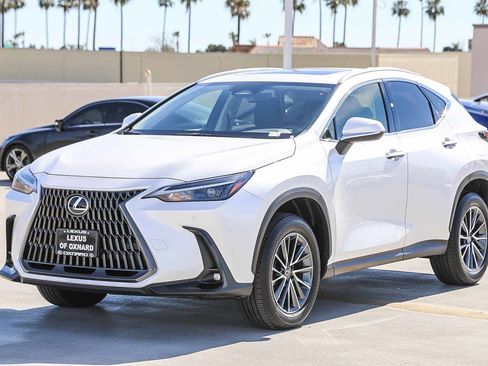 Used 2025 Lexus NX 250 250 Base image 3