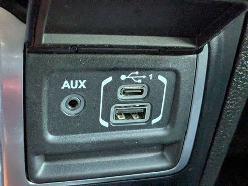 Used 2024 Jeep Wrangler Unlimited Rubicon w/ Safety Group image 20