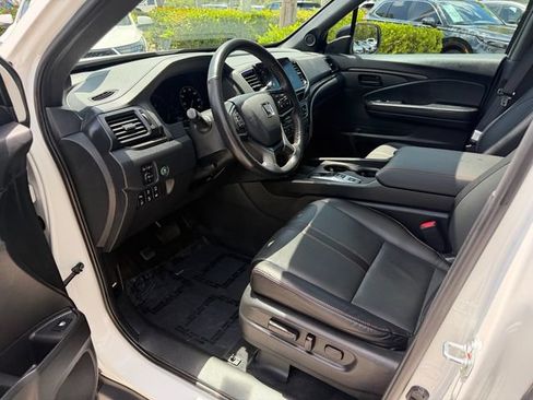 Certified 2024 Honda Ridgeline TrailSport image 12