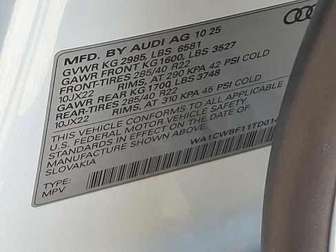 New 2026 Audi SQ8 Prestige image 10