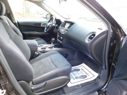 Used 2013 Nissan Pathfinder SV w/ Trailer Tow Pkg image 15