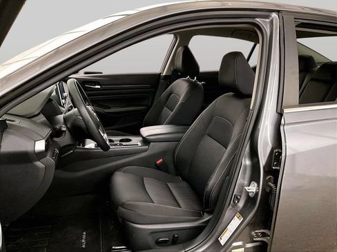 Used 2020 Nissan Altima 2.5 S FWD image 24