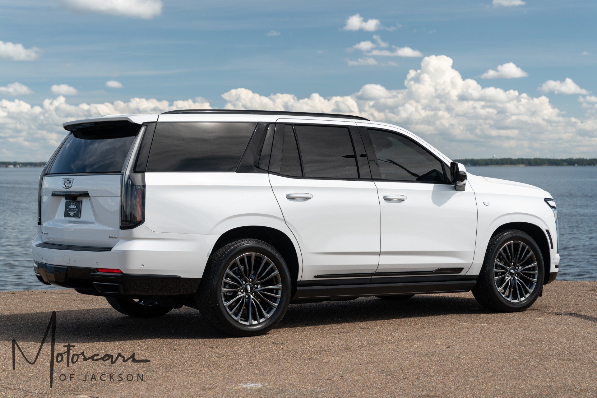 Used 2025 Cadillac Escalade Sport Platinum RWD image 9